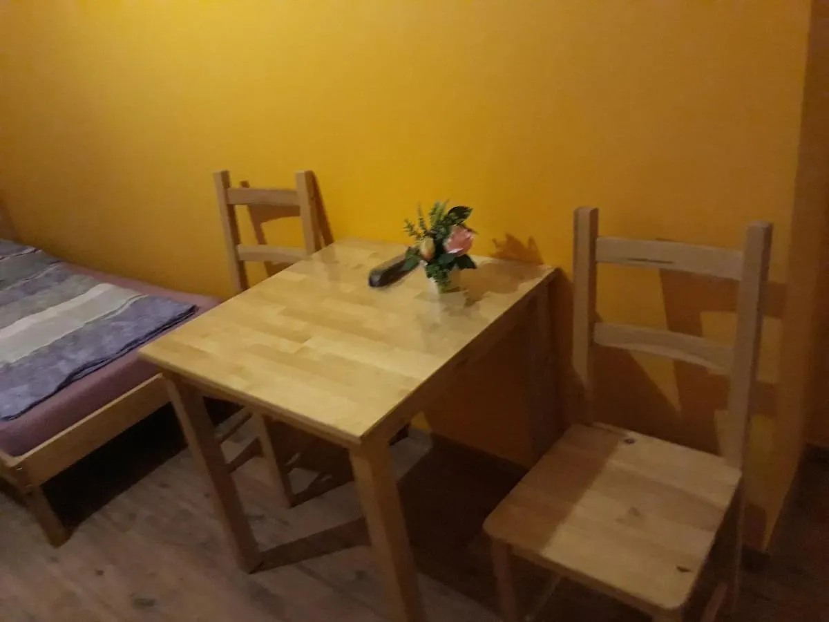 Homestay Monterooms Vienna Schoenbrunn 10 Minutes To Downtown